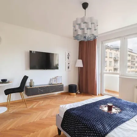 Vistula River By Arrenda Warszawa